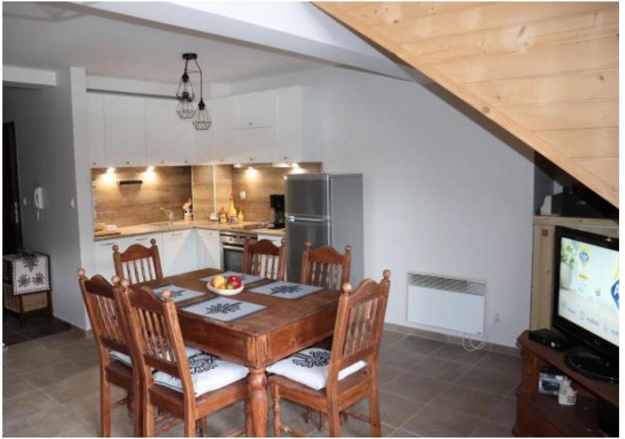 Z Basenem Apartment *